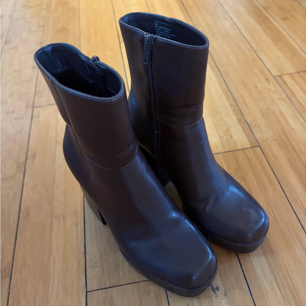 Dark Brown Ankle Boot with Side zipper